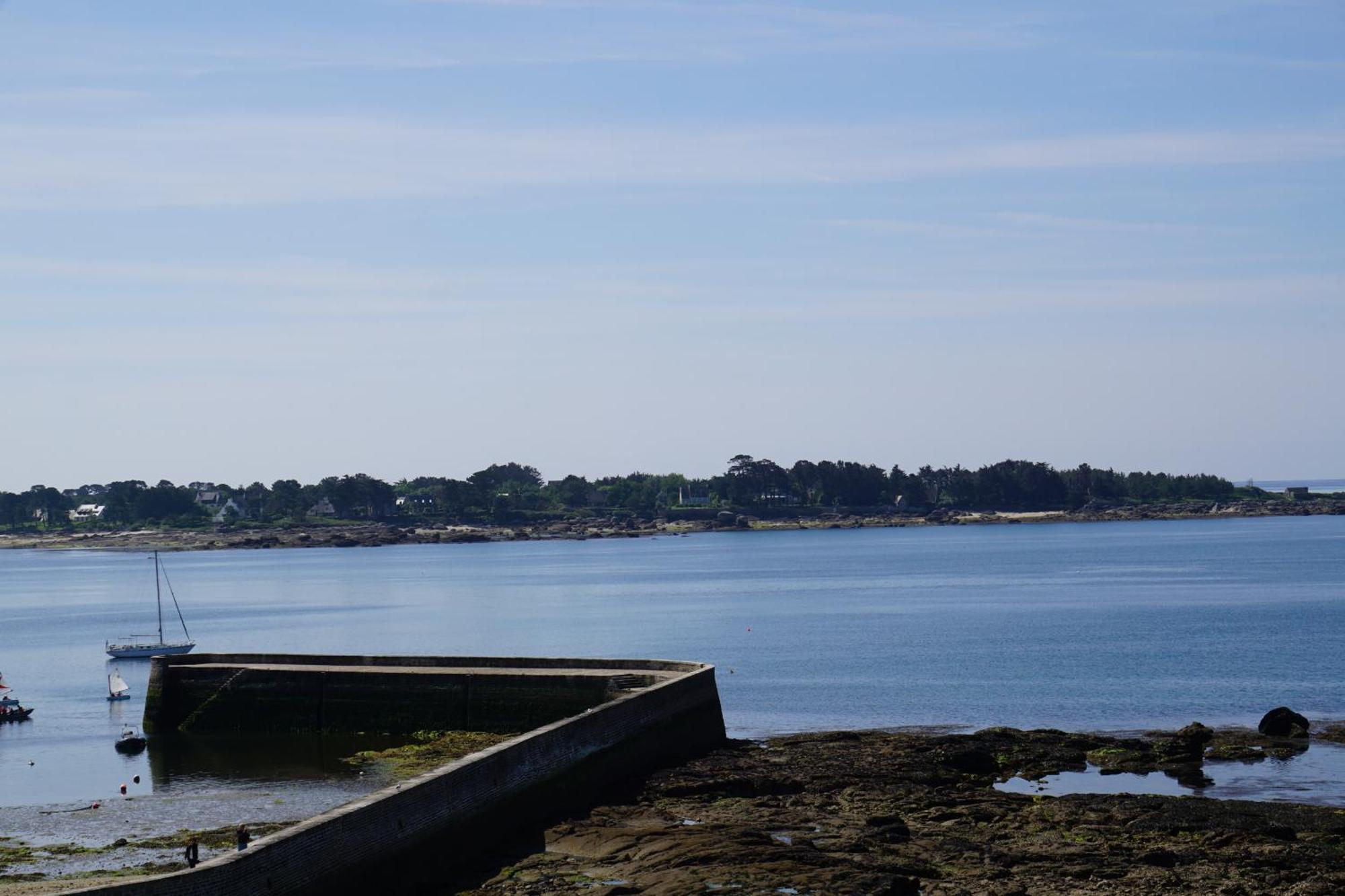 -blue- Avec Vue Et Parking